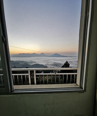 �ϴ����ҳ��ƺ����ǳ����ܵĿ��ƺ������ڴ��Ͼ��ܿ�