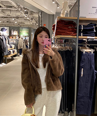 ������ĵ�һ����װ����˭����ëë�����أ�