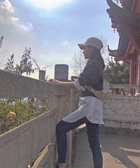 87年160CM贷款行业的小姐姐征婚,爱好听歌、看书和烹饪