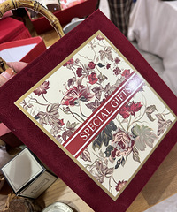 ������ǰ�æѡ�£������յ��ĸ�ʥ��/�����׺У�