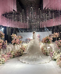 30000多打造的小成本婚礼,效果比想象中还好,签到合影区都