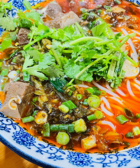 ˭��������һ����5��50�����Ϻ�������ȥ���׷۶�����