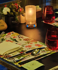 �������Ƶ꣬ʥ��ħ������ʢ�磬����֮ҹ�Ŀ�ʼ