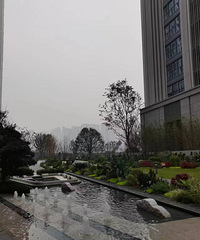踮起脚尖买下了渝中这套房,巨幅落地窗无敌了