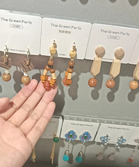 精品店禁止拍照是为啥呀?店员像盯贼一样看我