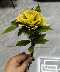 大家都去过节了吧,只能陪娃做手工,送上一朵花花,祝圣诞快乐