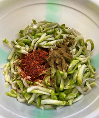 �ڶ�����ıһ����ʳ������һ����࣬�����������