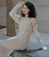 95年166CM的女老师征婚,硕士学历