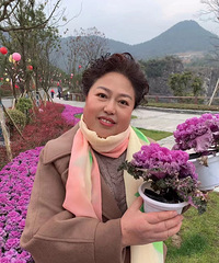 54岁不打麻将的阿姨征婚,希望对方身体健康
