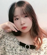 94年158CM妹子征婚,从事广告策划