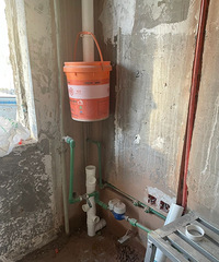 ��2¥Ϊ�˷�ˮ���ж�ƴ����9000Ԫ����ܵ�