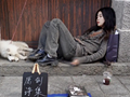 美女诗人大理流浪