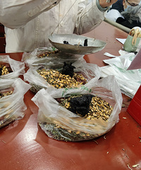 坚持这样一整套操作下来,我头顶“炸毛”了!长了好多头发