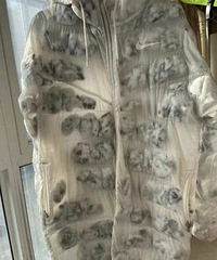 大家的羽绒服都是一年洗一次吗?