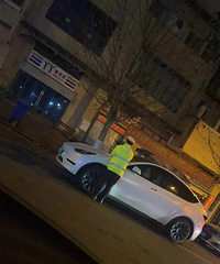 �ͱ�·�Ա�ĳ����ͷ·������9��50�����ң��������ڴ���������