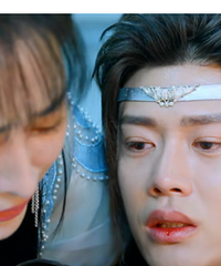 《烈焰》造型停留在十年前,演技也是