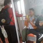 年轻人坐爱心座不让座