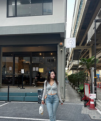 泰兰德和乐山逛吃逛吃的OOTD,提前进入春夏了