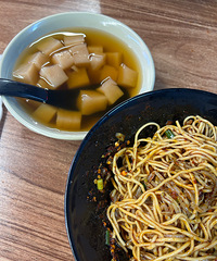 ���ƺ�Ķ����㣬�����Ǹ�ζ����ͯ����䰡