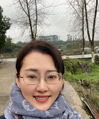 81��162CMŮ����ѧ��С������飬ϣ���Է�����165����