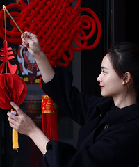 88年165CM的房地产销售小姐姐征婚,有个儿子,还有只柴犬