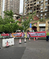 奔跑吧来土湾这边录制啦,好多人