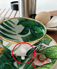 阿姨把很贵且第一回用的杯子摔了,要不要让她赔?