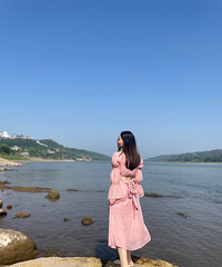 97��162CM������ҵ���������飬ϣ���Է�98��90��