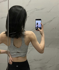 一般打工人报不起健身私教课,很奇怪吗?说说你们都怎么练