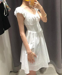 UR����ȹ��300�飬��Ҿ��ÿ��������ǲ���̫��ͨ�ˣ�