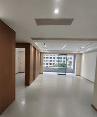 只有我是这样吗?次卫同时装了马桶和蹲便器