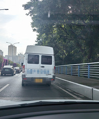 [����]���ǿ�����ʱ�򣬻����������Ħ�г���·��