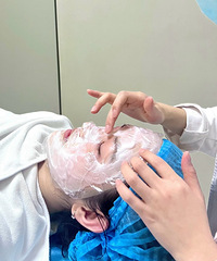 坚持做光子和水光,干皮敏感肌的变化也真的好大