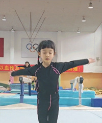 杨威说生了三个弱鸡娃