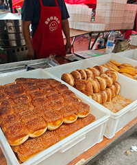 ȥ�������ĸϼ��г�����ͷ�Ե�β�����ض���