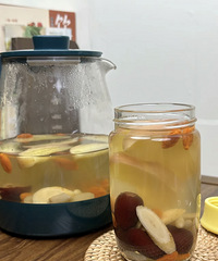 喝苹果水快2个月了,肉眼可见的提升了气色,素颜都被夸好看