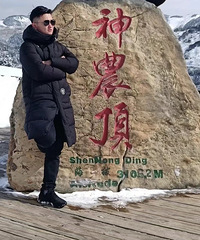 88年174CM的房产销售小姐姐征婚,希望对方乐观大方