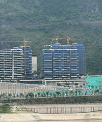 ��������ɽ�޵ķ��ӣ����𻹿���Ү