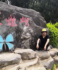 89年喜欢读书和旅游的男医生征婚,希望对方88~95年