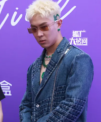 GQ盛典红毯内娱更新换代,男明星没精神