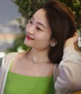 91年168CM的小姐姐征婚,自己开店