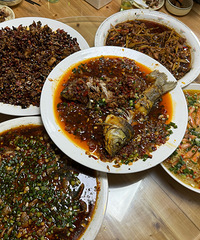 ȥ���ˣ�û�ж�λ��û�����ƣ���һ���Ĳ͹�