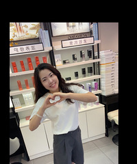 92年158CM小孩跟前夫的小姐姐征婚,在药房上班
