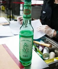 轻轨安检不让带花露水,合理吗?