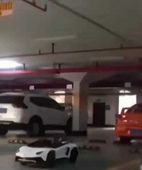 ���ӹ���3��ͣ��λ�󣬰Ѷ��ӵ���߳�ͣ��������