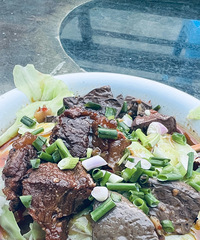 Ժ����������ȥ��С��ȸ����������ѼѪţ����