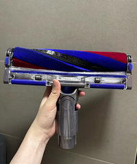悲剧!用水冲了戴森吸尘器的吸头,损失了5大500
