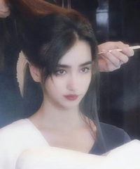 李宛妲这张脸是00花颜霸潜力股?