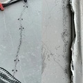 新家惊现诡异脚印