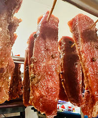 �����³��գ��ڼ������˷��ţ���